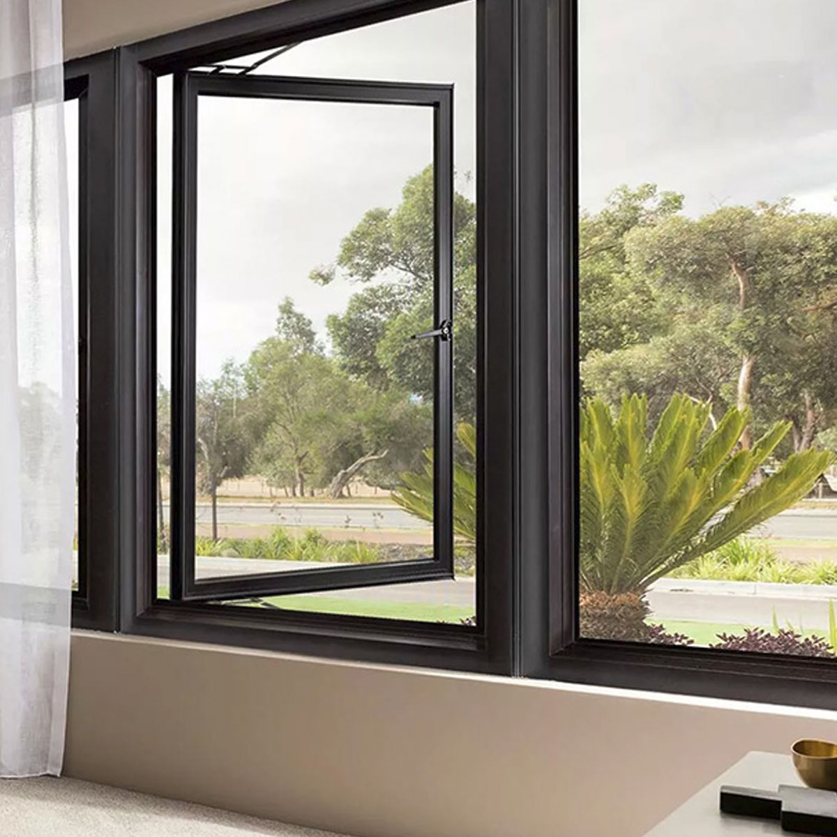 Aluminium Casement Windows
