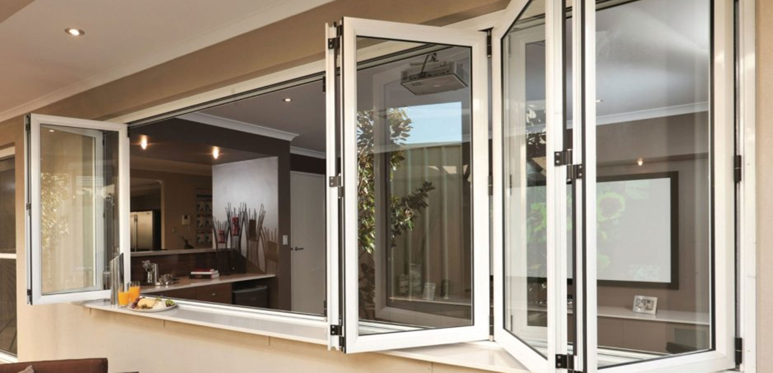Key Specifications of Aluminium Pivot Windows